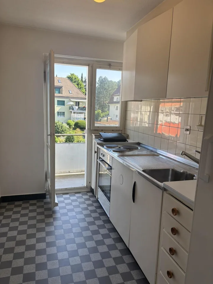 Familienfreundliche Wohnung in zentraler Lage – Foto 7 von 8