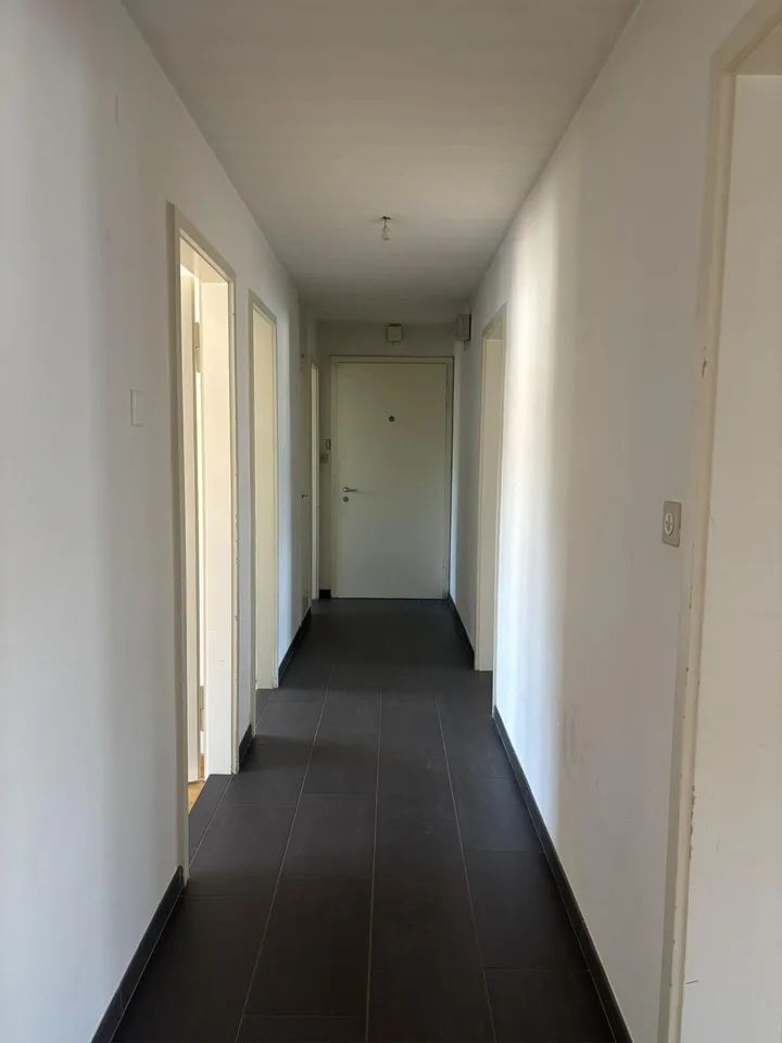 Familienfreundliche Wohnung in zentraler Lage – Foto 6 von 8