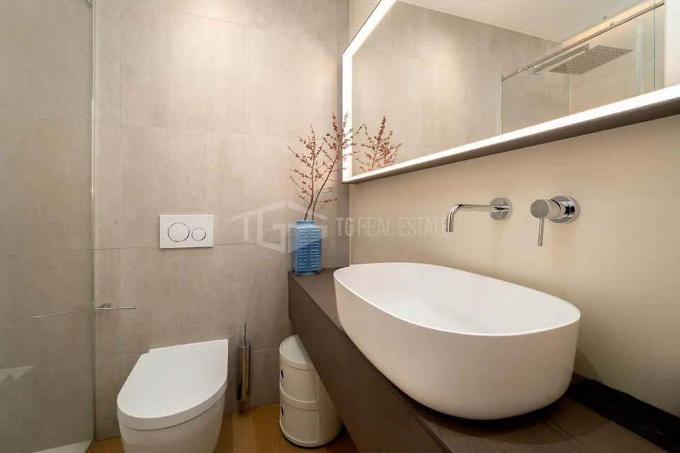 ELEGANZA CONTEMPORANEA CON VISTA LAGO A CASTAGNOLA. 3,5 LOCALI – foto 10 di 13