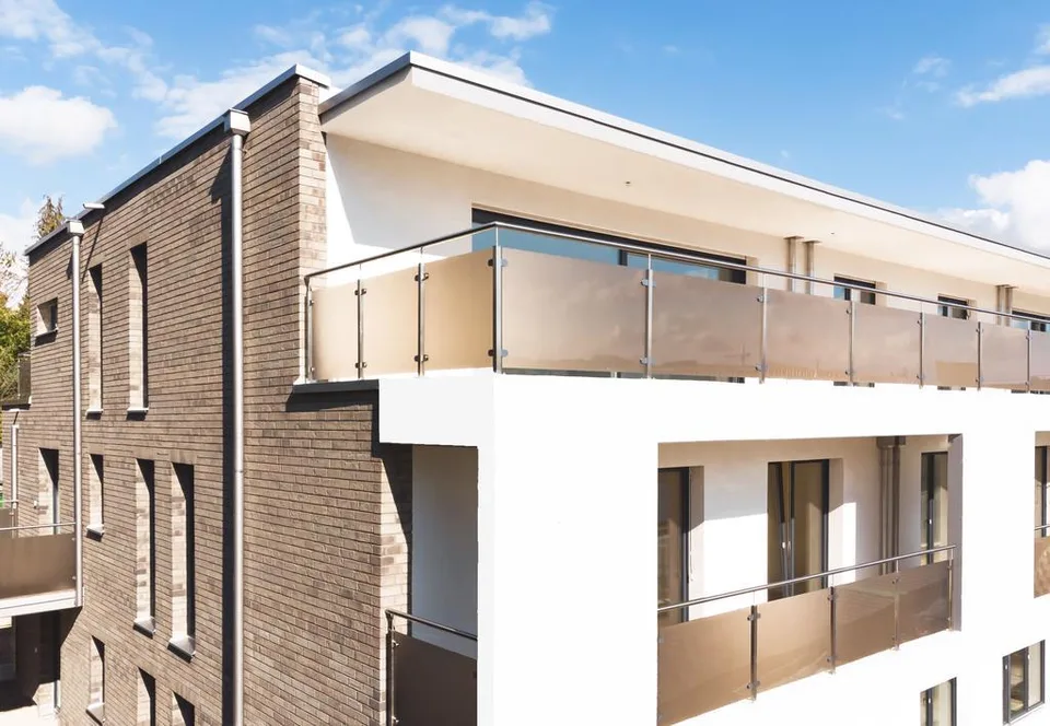 Topmoderne Attikawohnung an ruhiger Lage! – Foto 10 von 10