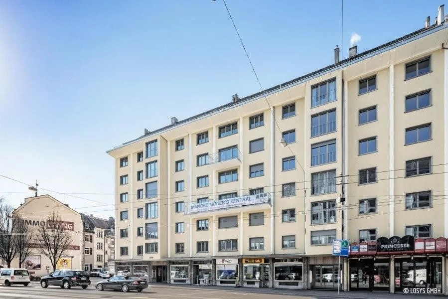 Mitten im Geschehen: Moderne Wohnung in Luzern