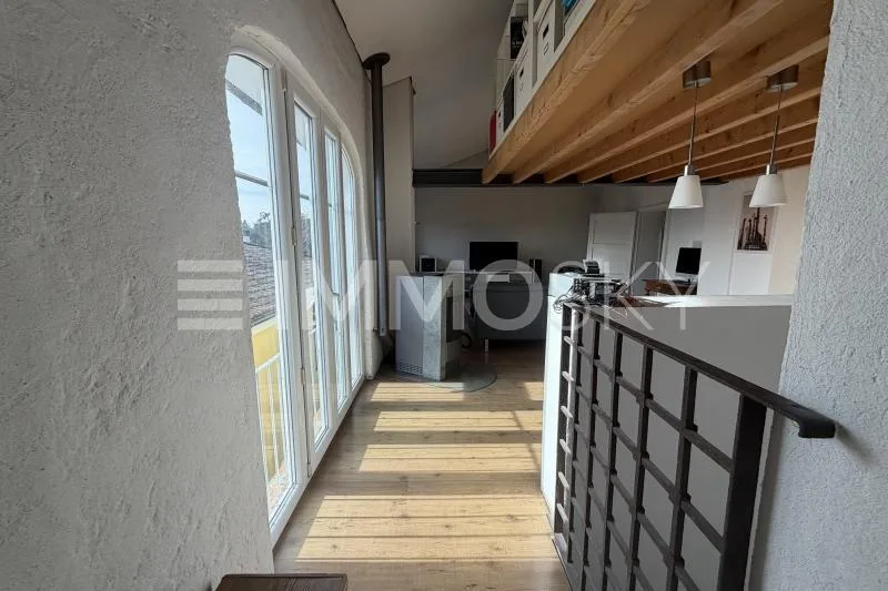 Historic single-family house in the heart of Besazio