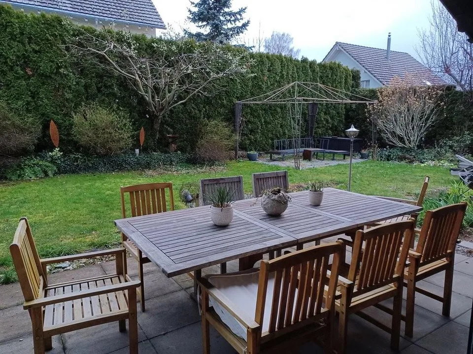 Gepflegtes, freistehendes EFH an unverbaubarer Lage