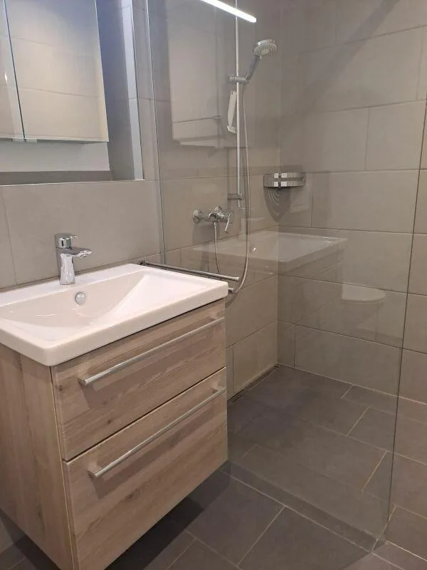 Attraktive 4.5 Zimmerwohnung mit grossem Balkon