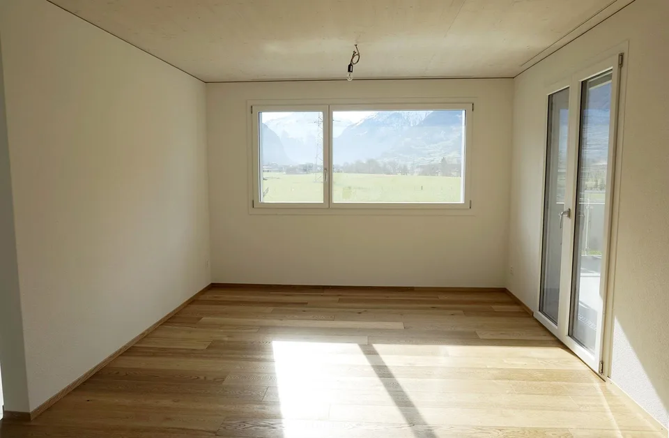 Schöne, grosszügige 2,5-Zimmer-Wohnung