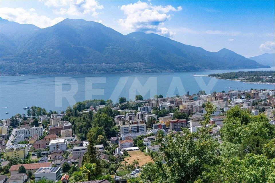 Terreno edificabile vista lago