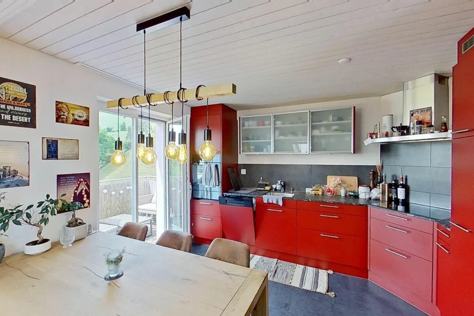 Panorama inklusive - Modernes Zweifamilienhaus mit Säntisblick