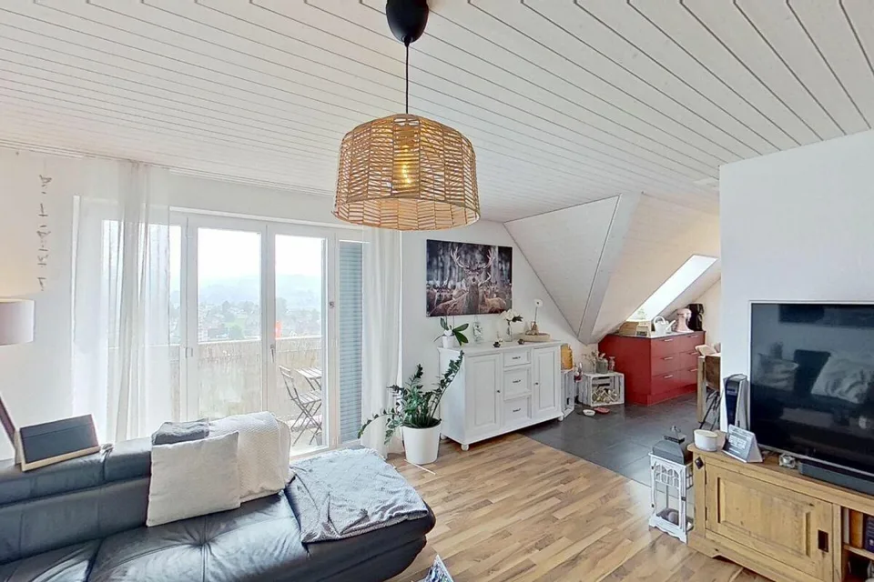 Panorama inklusive - Modernes Zweifamilienhaus mit Säntisblick