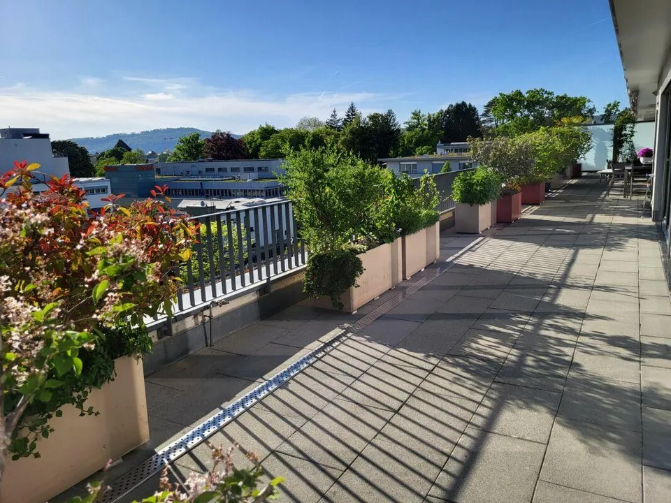 Joyau résidentiel rare - appartement en attique de 5,5 pièces au cœur de Rheinfelden