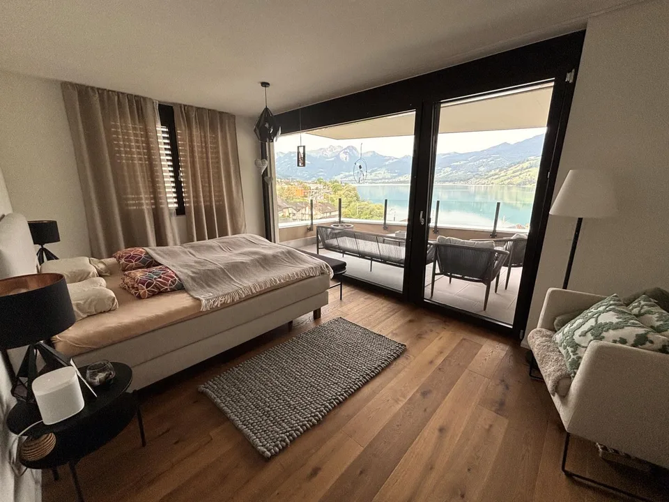 Exklusive 5.5-Zimmerwohnung mit Seeblick