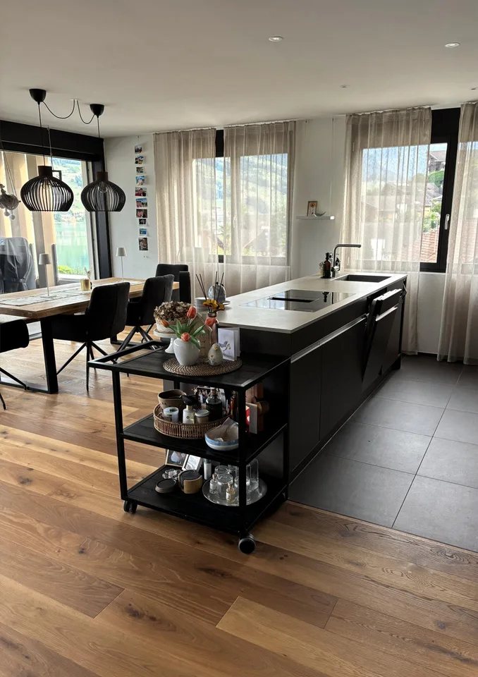 Exklusive 5.5-Zimmerwohnung mit Seeblick