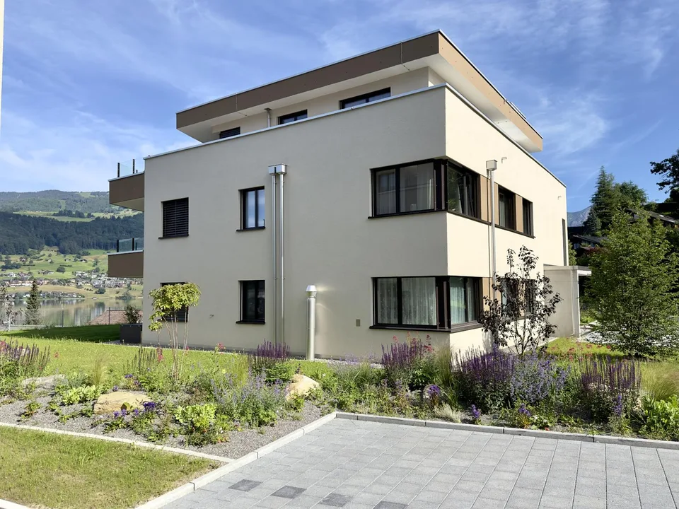 Exklusive 5.5-Zimmerwohnung mit Seeblick