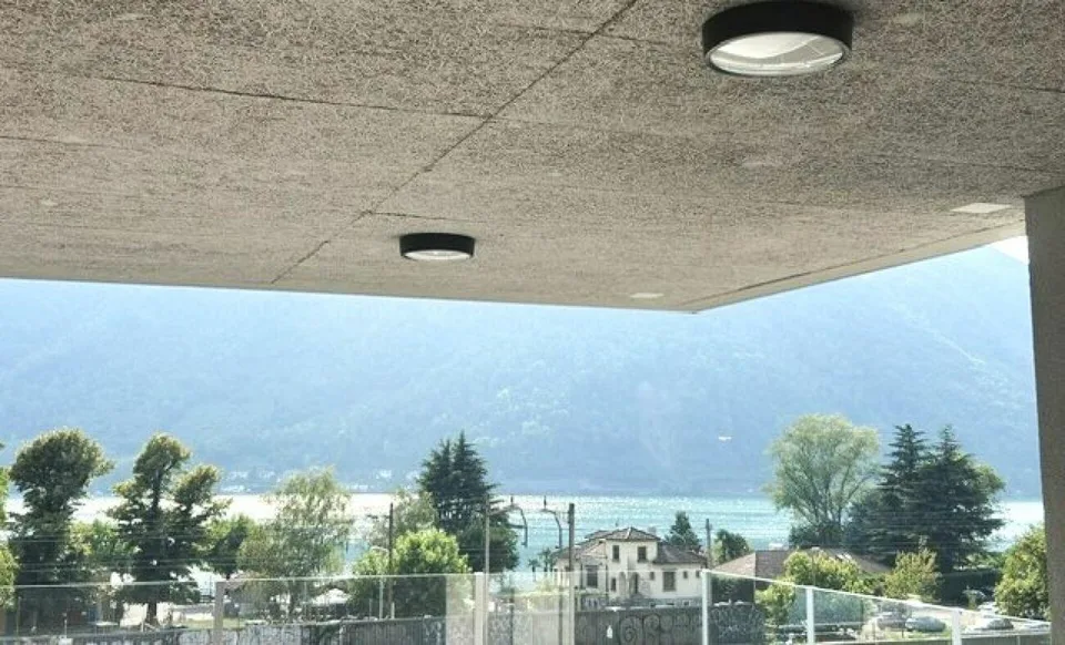 NUOVO ATTICO 3.5 LOCALI CON ROOFTOP DI 38MQ VISTA LAGO – photo 19 of 29