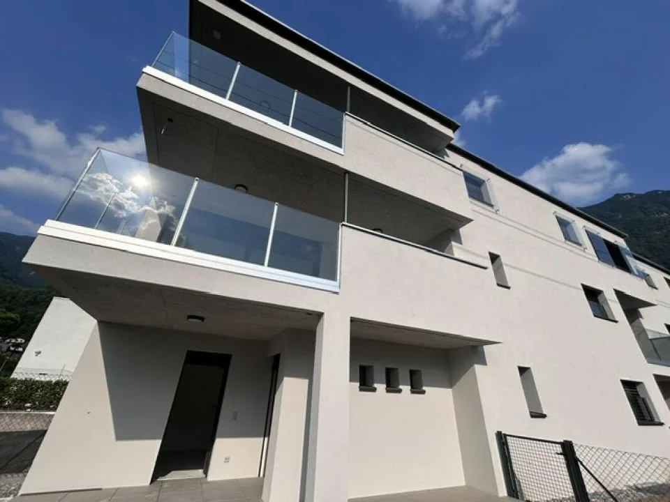 NUOVO ATTICO 3.5 LOCALI CON ROOFTOP DI 38MQ VISTA LAGO – photo 22 of 29