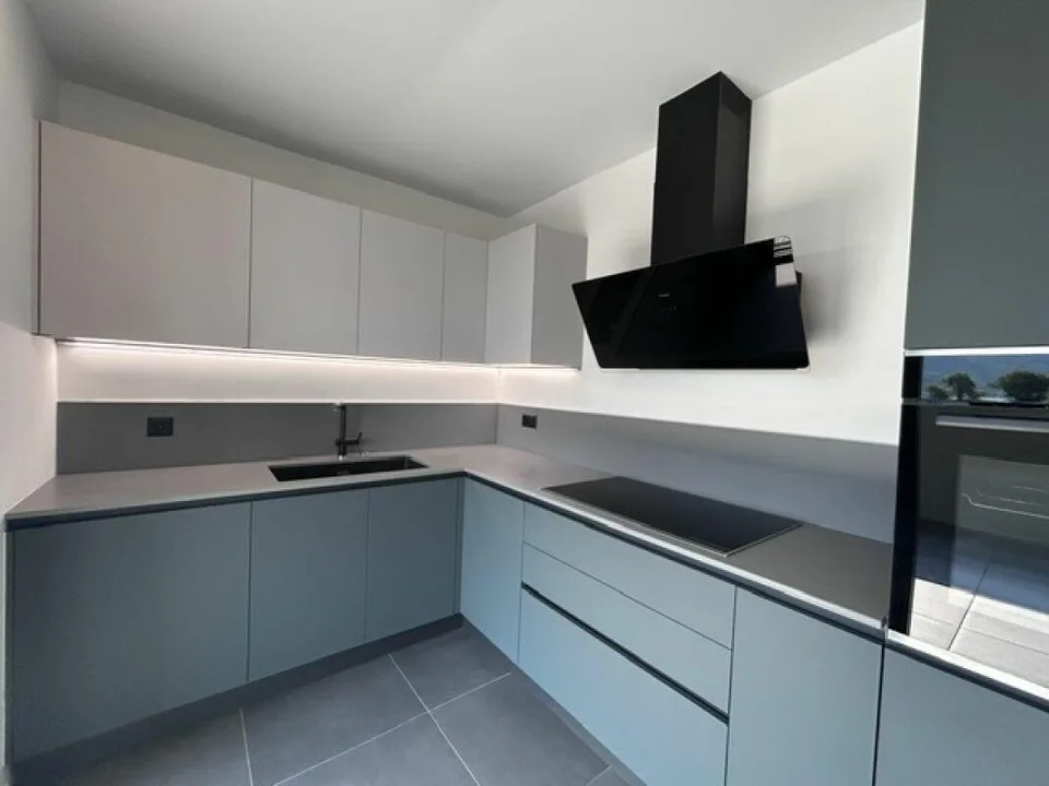 NUOVO ATTICO 3.5 LOCALI CON ROOFTOP DI 38MQ VISTA LAGO – photo 6 of 29
