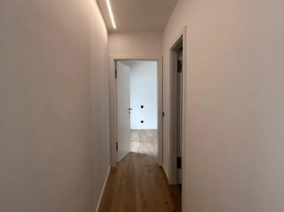 NUOVO ATTICO 3.5 LOCALI CON ROOFTOP DI 38MQ VISTA LAGO – photo 11 of 29