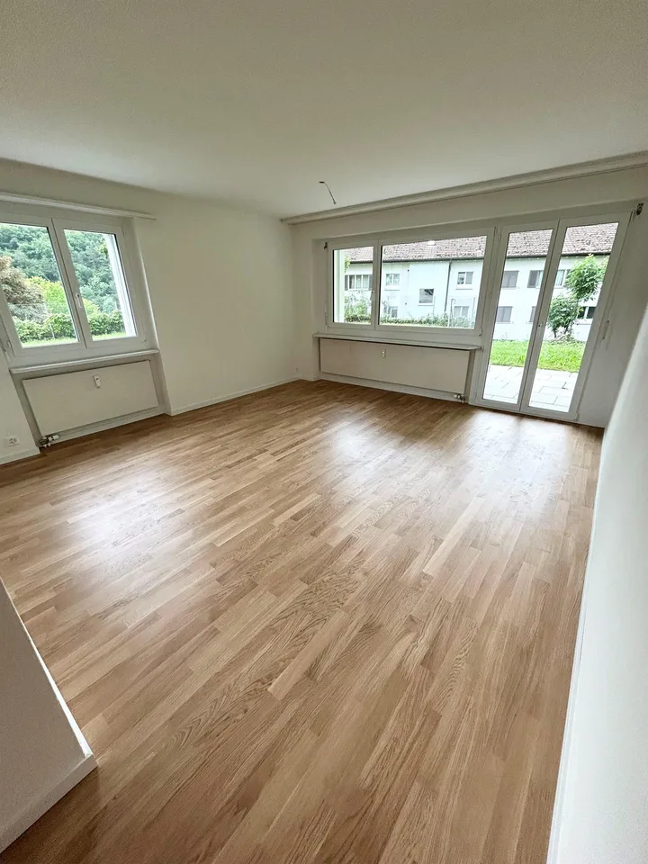 Sanierte Wohnung im Felsentäli
