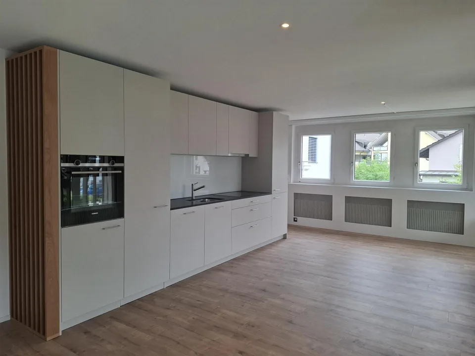 Moderne 2.5 Zimmerwohnung  - Erstbezug nach Komplettsanierung