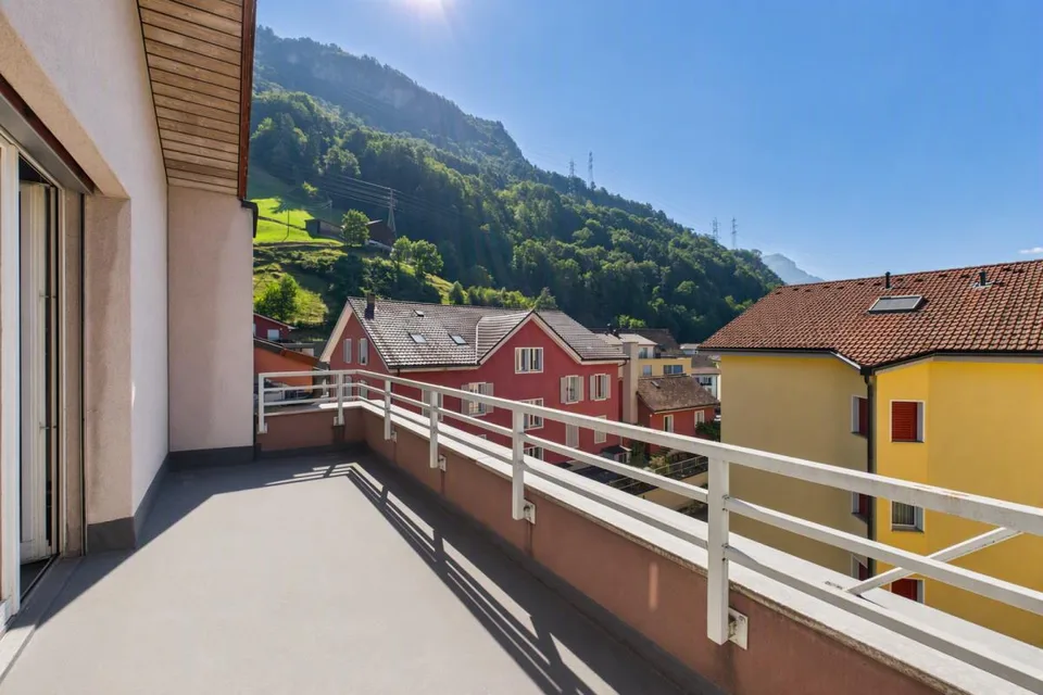Zentral wohnen. Aussicht geniessen.