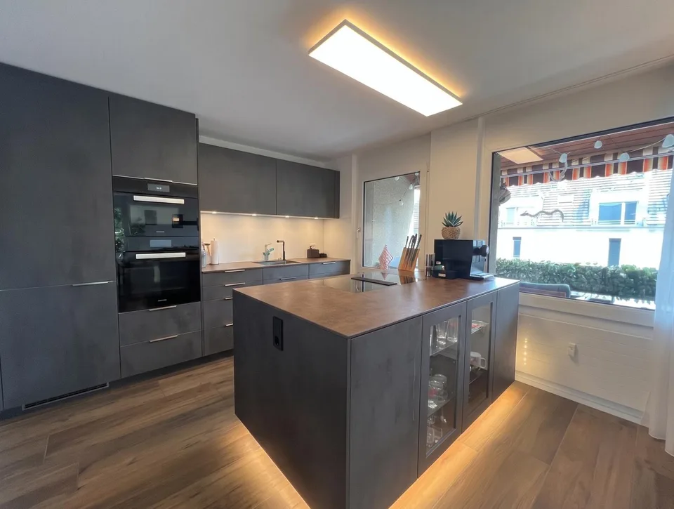 2.5 Zimmer-Wohnung mit Lift in Thun