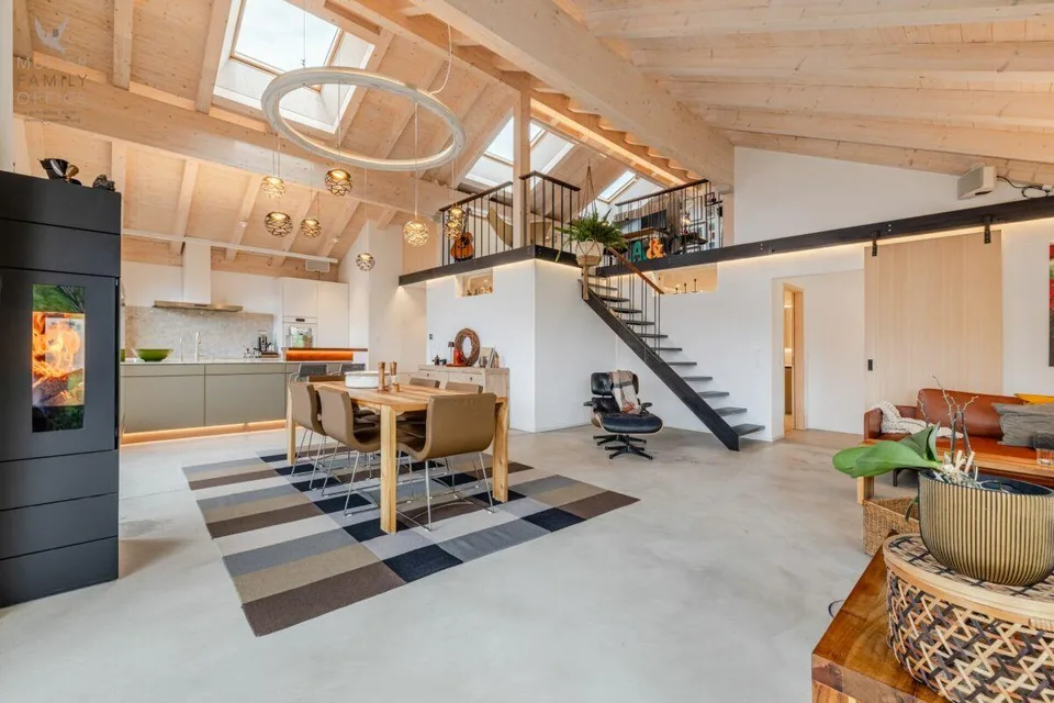 Exklusive 3 1/2 Zimmer-Dachwohnung (Erstwohnung) mit Wohnkomfort au...