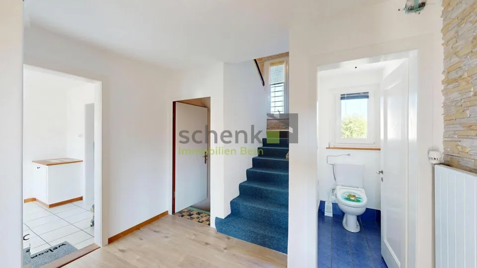 4.5-Room Single-Family House with Large Garden and Biotope