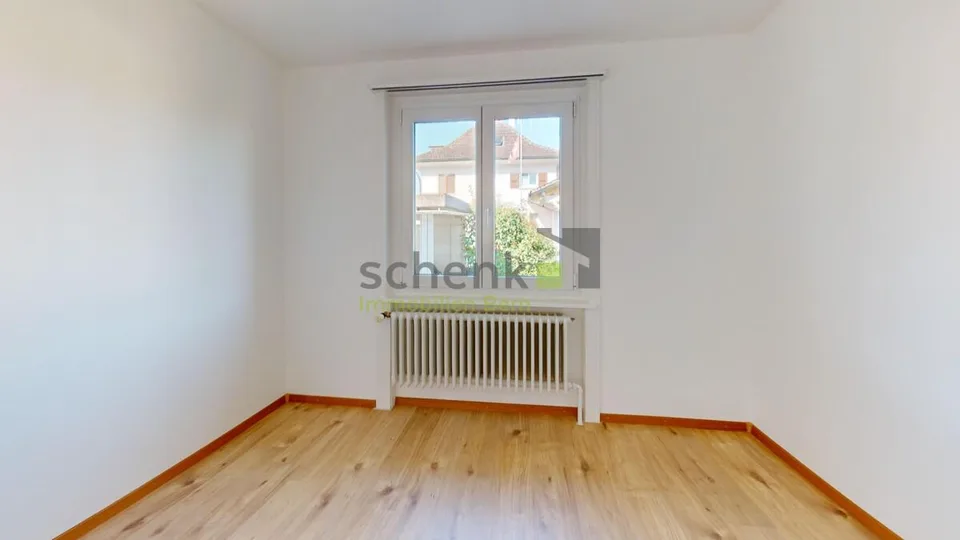 4.5-Room Single-Family House with Large Garden and Biotope
