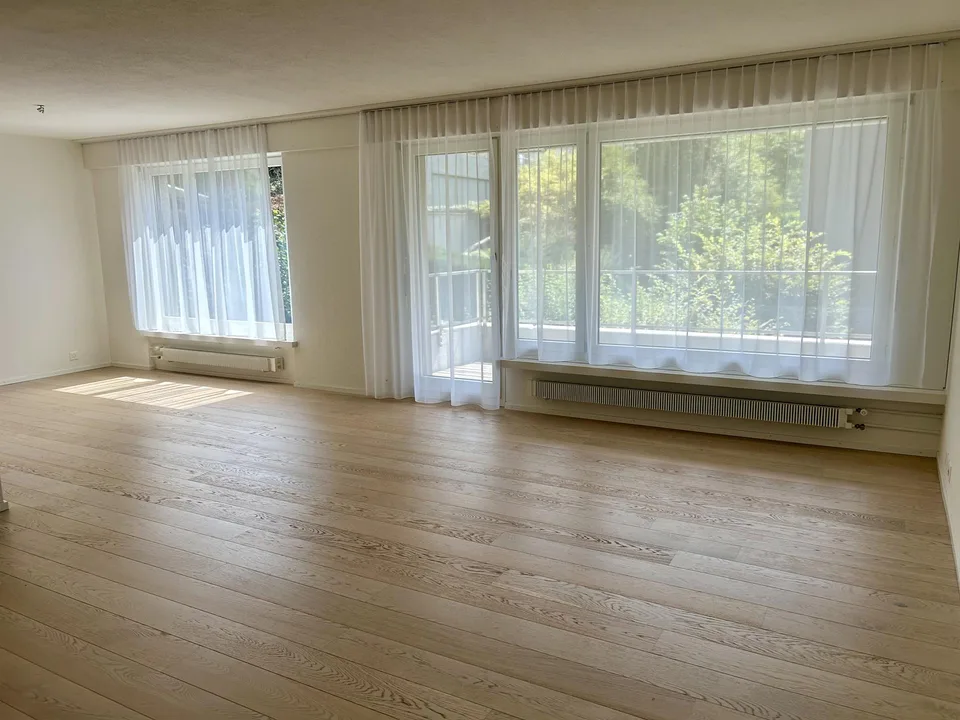 Sonnige 3 1/2 Zimmerwohnung an bester Lage in der Stadt Zug