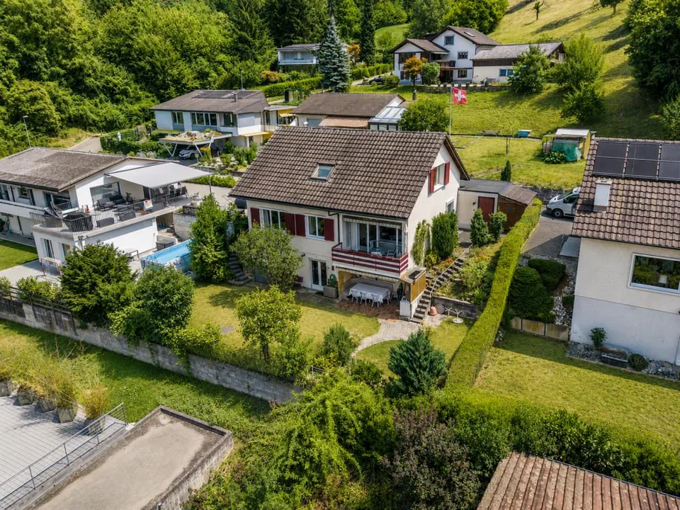Einfamilienhaus mit Weitblick sucht Familie