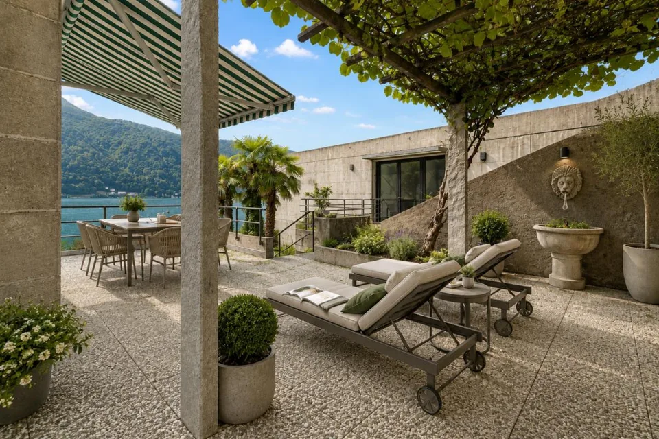 Seevilla mit Privatem Bootshaus in Morcote