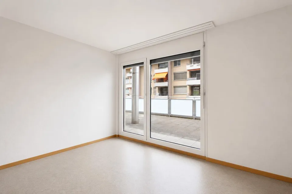 Spacious 4.5-room attic apartment in a central location
