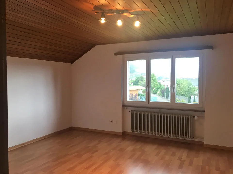 2-Zi.wohnung + 3. Bürozimmer