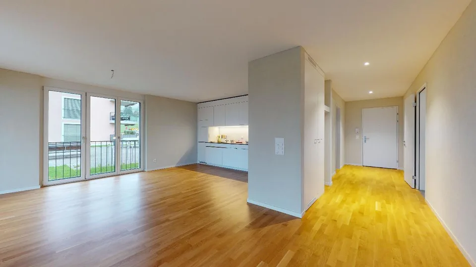 Ground floor apartment, ideal for singles.