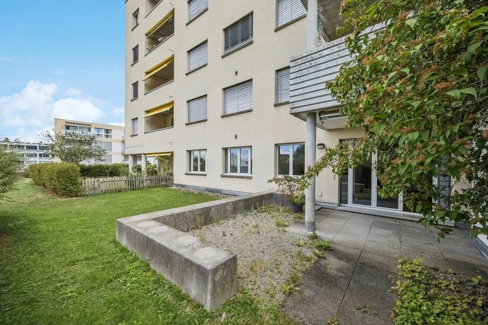 Lichtdurchflutete 3.5 Zimmer-Wohnung in Wittenbach