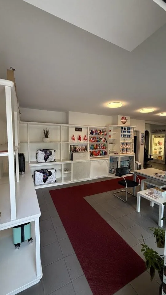 Attraktives Büro oder Ladenlokal im Zentrum von Bümpliz zu vermieten – Foto 7 von 11