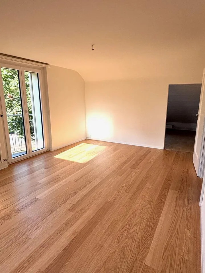 Helle Wohnung auf dem Bruderholz - mit ZEV
