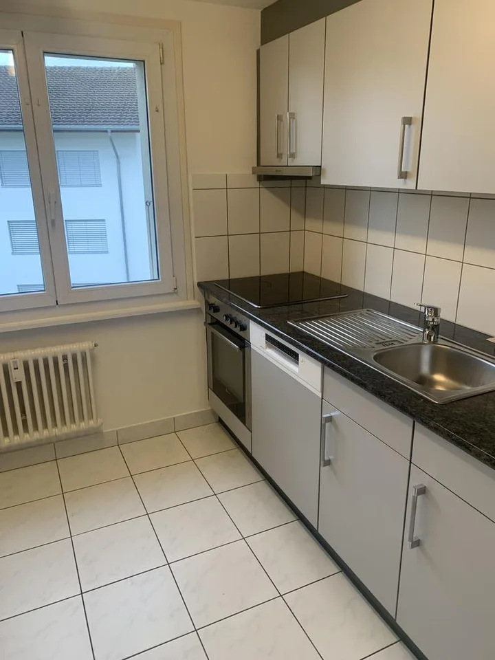 Schöne 3.5-Zimmerwohnung zu vermieten