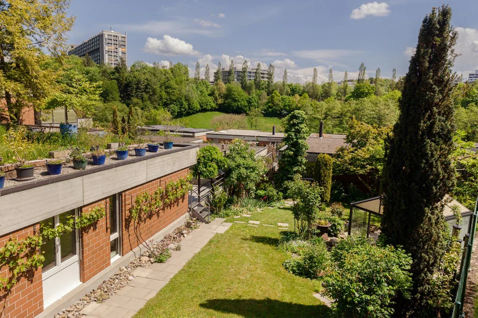 Der Traum vom Terrassenhaus mit grosser Gartenanlage in Bern