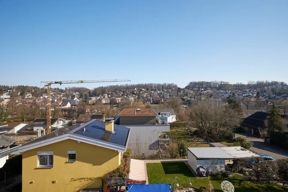 Attractive attic apartment in prime location with up to five parking spaces! – photo 12 of 12