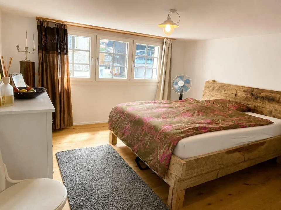 Totalsanierte, stilvolle 3½-Zimmerwohnung im Zentrum von Mogelsberg