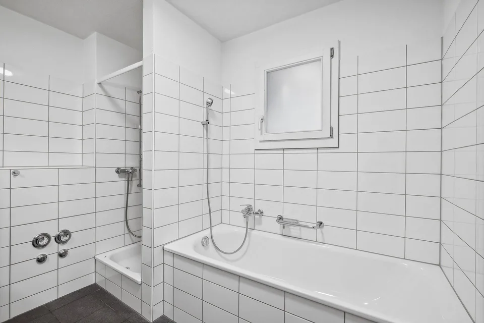 Appartamento in vecchio stabile elegante nel centro – foto 5 di 9