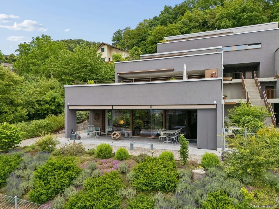 3½-Zimmer-Gartenwohnung an traumhafter Südhanglage