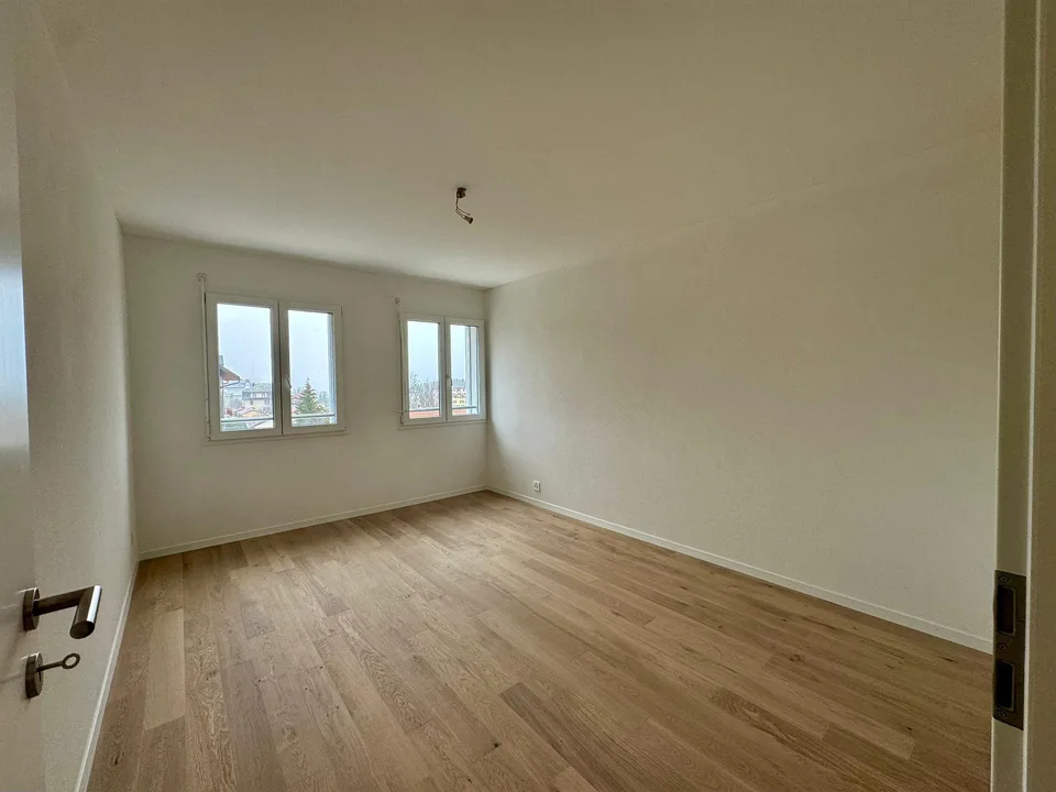 Magnifique attique avec vue superbe, grande mezzanine et transports...