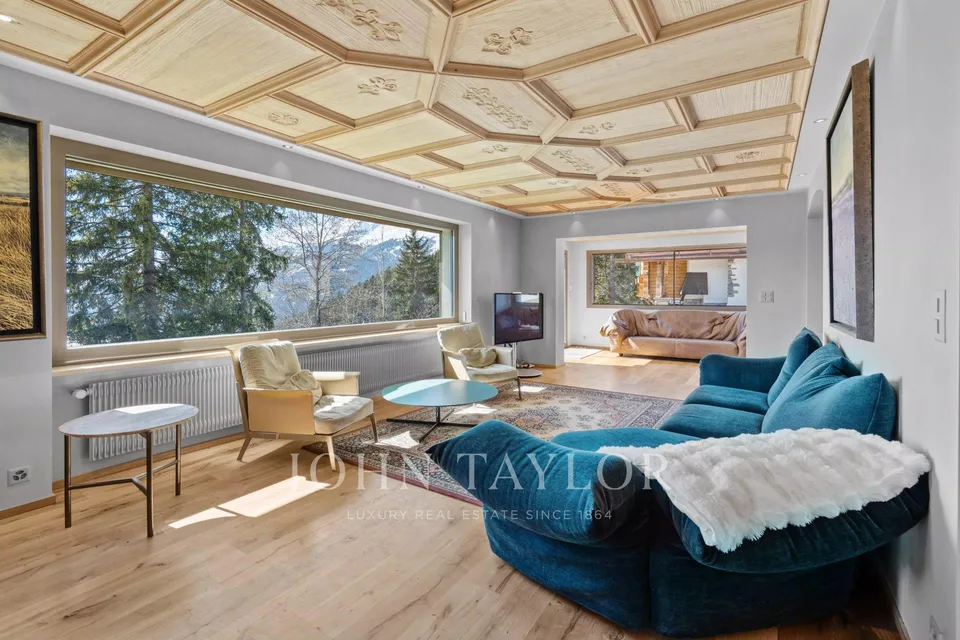 Chalet familial de 10 pièces, avec piscine intérieure et splendide ...