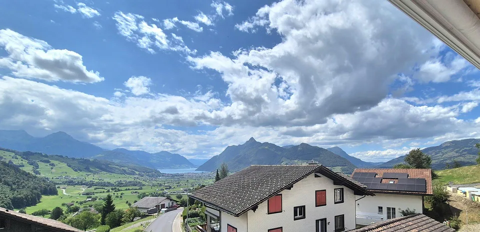 stilvolle 4.5 Zimmer-Wohnung an ruhiger Lage