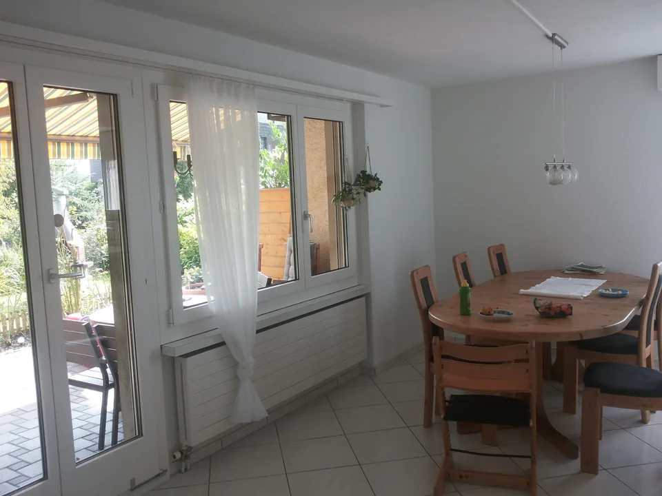 Renoviertes 6 1/2 Zi-EFH an ruhiger Lage