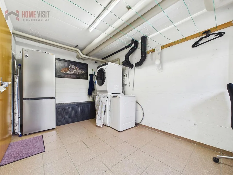 4.5-Zimmer-Wohnung mit Balkon und Hobbyraum in ruhiger Lage