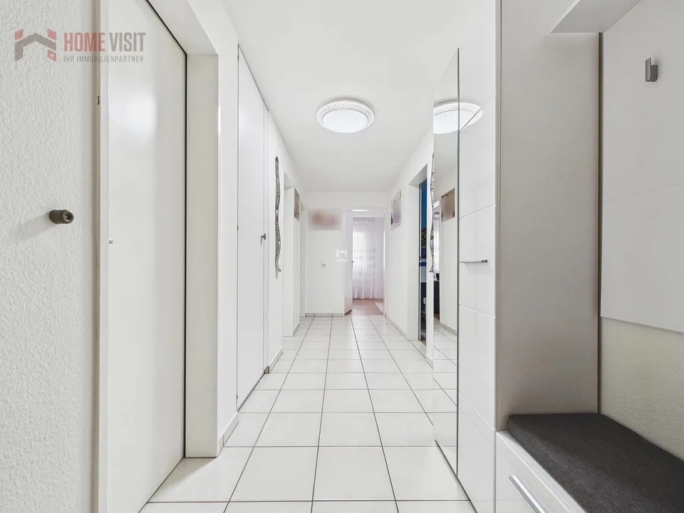 4.5-Zimmer-Wohnung mit Balkon und Hobbyraum in ruhiger Lage