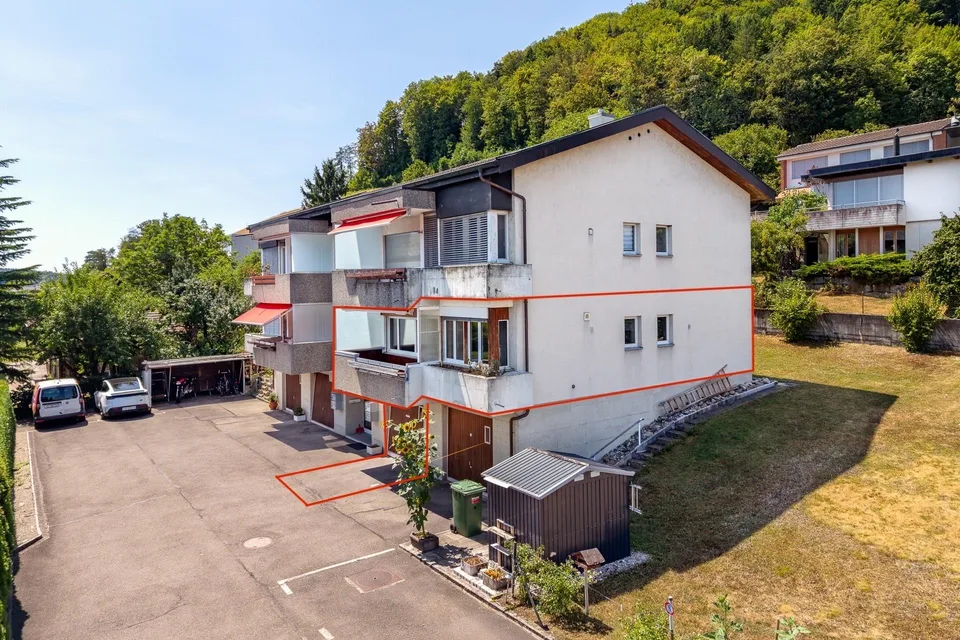 Wohnen mit Potenzial – 3.5-Zi-Whg. mit Garage an ruhiger Lage