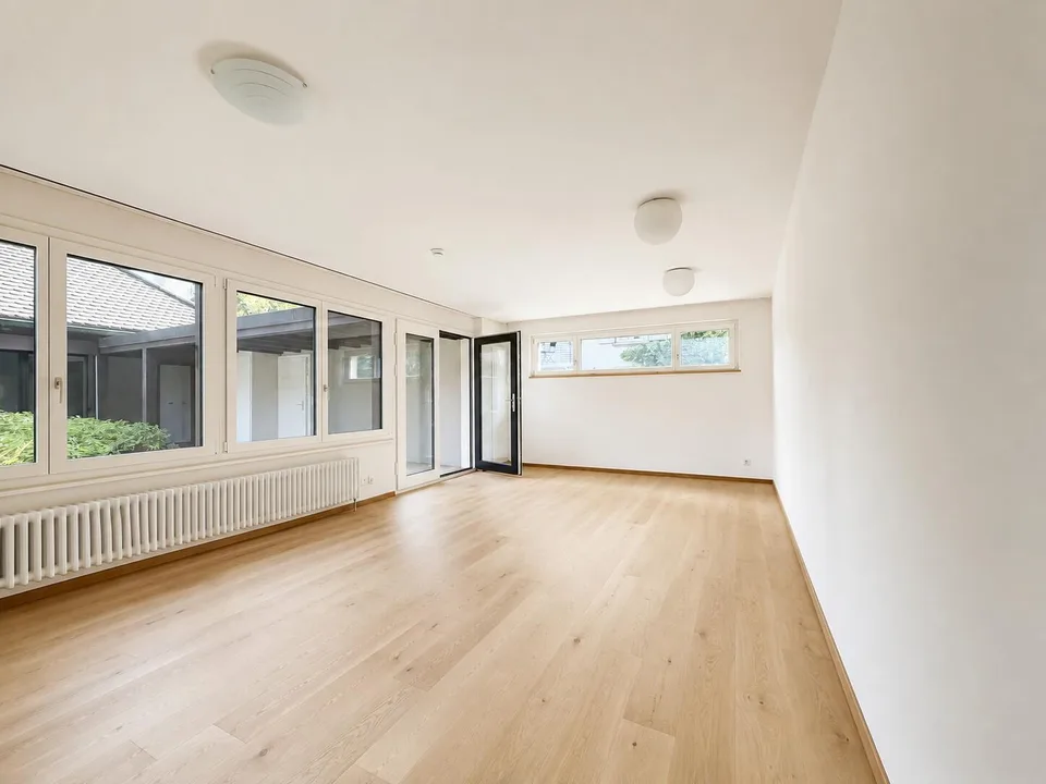 Frisch renoviertes Atriumhaus an repräsentativer Lage